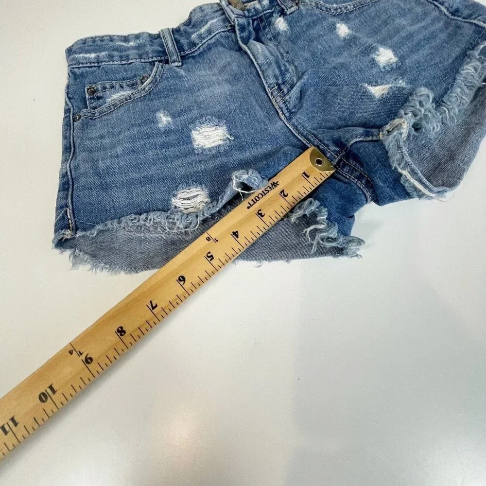 Free People Distressed Denim Cut-off Shorts Blue Size‎ 25 Mid Rise Dark Wash